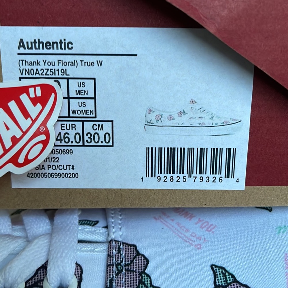 Vans Authentic
(Thank You Floral) True White 
VNOA2Z5119L

MEN’s sneakers - Picture 16 of 16